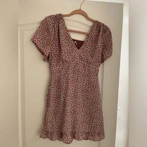 Abercrombie pink floral dress - very flattering